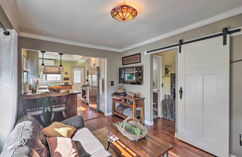 Fullerton Cottage | Charming Craftsman Bungalow With Garden & Hot Tub!