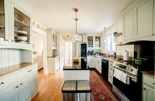 Poughkeepsie House | Charming Craftsman Home - Near Vassar, Marist