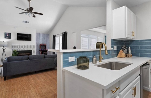 Round Rock House | Charming Cul-De-Sac 3-bedroom. Peaceful neighborhood yet close to everything.