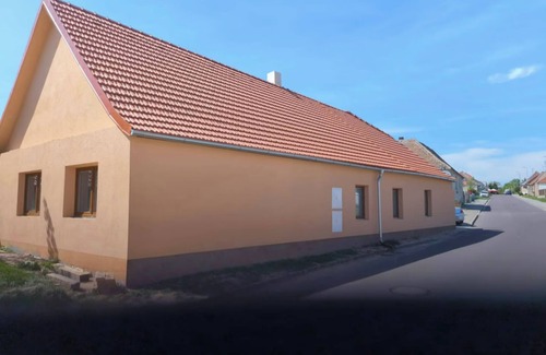 Satov House | Charming Czech Countryside Retreat in Znojmo