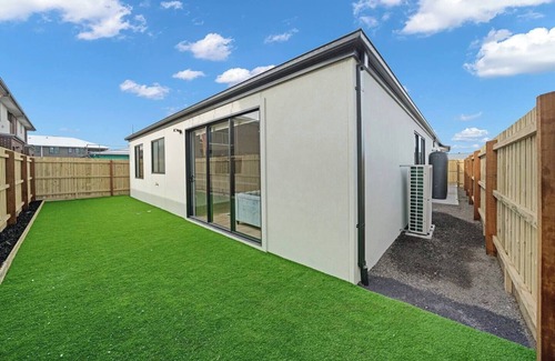 Plumpton House | Charming Deanside Home with Cosy Vibes