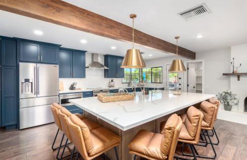 Shea North Estates House | Charming Desert Villa & Casitas with Sportcourt & Pool