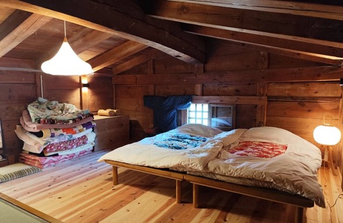 Toei Bed & Breakfast | Charming Dining & Breakfast in Toei with AC, WiFi