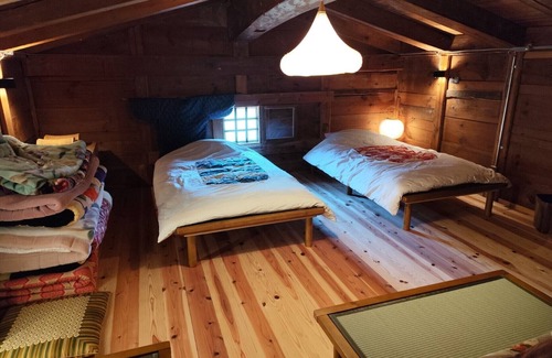 Toei Bed & Breakfast | Charming Dining & Breakfast in Toei with AC, WiFi