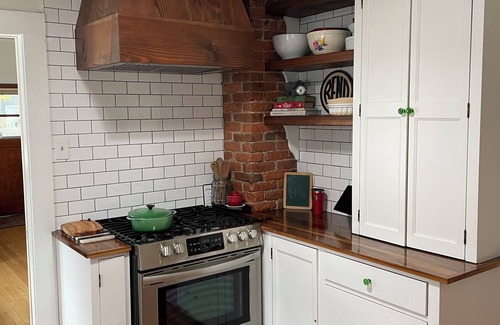 Old Bend House | Charming downtown Bend Cottage.