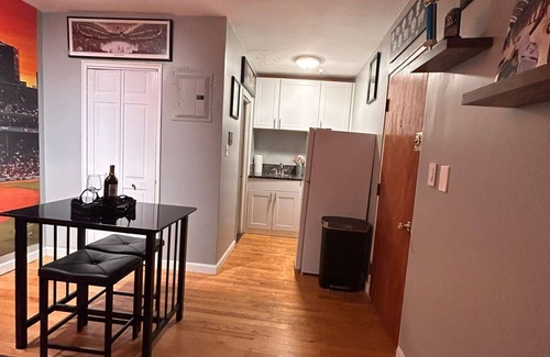 Chinatown Apartment | Charming Downtown Boston Studio Apartment Theater District Chinatown MBTA WiFi ❤
