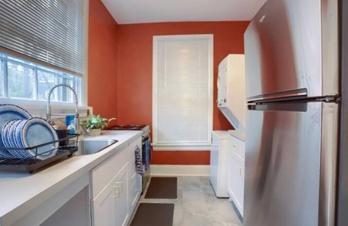 Downtown Harrisburg Apartment | Charming Downtown Retreat Steps from Capitol Bldg