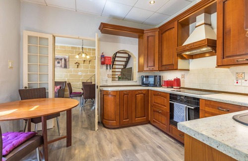 Tower Road Apartment | Charming Duplex Apartment in the centre of Sliema