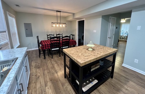 Leonardtown House | Charming Duplex in the heart of Leonardtownn