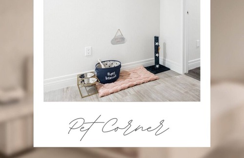 Eastside House | Charming Dwntwn Getaway w/ Arcade 20% OFF