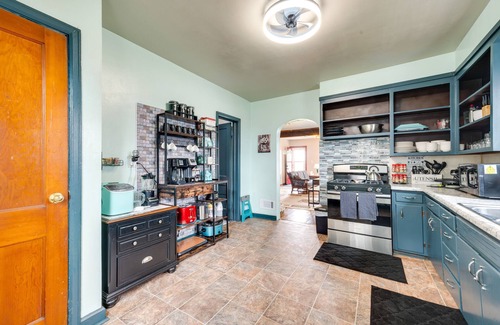 Eagle Grove House | Charming Eagle Grove Farmhouse w/Patio!