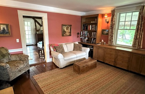 Water Mill House | Charming Early American House in Water Mill, NY