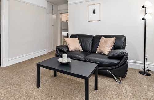 East End Apartment | Charming East End Victorian Apartment ~ Great access to downtown and foothills