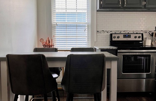 Northern Inglewood House | Charming East Nashville Cottage with AC, WiFi, Large Backyard