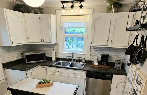 Marquette House | Charming East side-Marquette Home Convenient to Beach, Nmu & Hospital