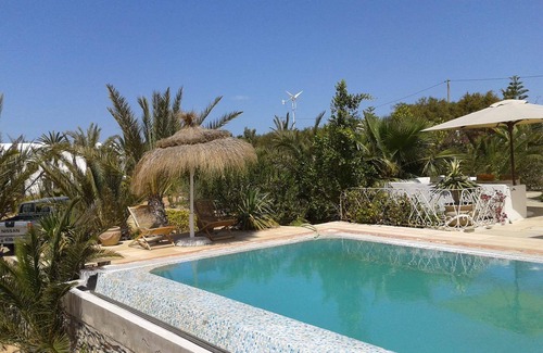 Djerba Ajim Villa | Charming Eastern Residence with Private Pool not overlooked
