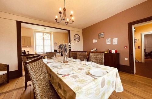 La Gonfriere Cottage | Charming Eco-Restored 1850s Parish House with Garden - Perfect for Families!
