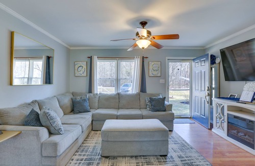 Cascade House | Charming Eden Home w/Furnished Deck & Fire Pit!
