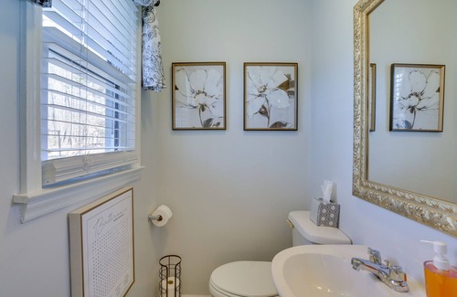 Cascade House | Charming Eden Home w/Furnished Deck & Fire Pit!