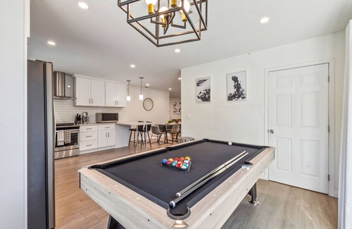 Encino House | Charming Encino Retreat w/Pool
