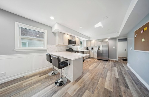 Erie House | Charming Erie Home ~ 2 Mi to Downtown Delights!