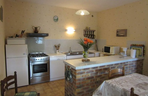 Tourville-sur-Sienne Cottage | Charming Farmhouse: Beach Nearby, Pet-Friendly, WiFi, BBQ, Fishing Pond, Farm Activities