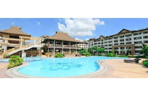 Davao Apartment | Charming Family Condo Resort beside SM Mall!