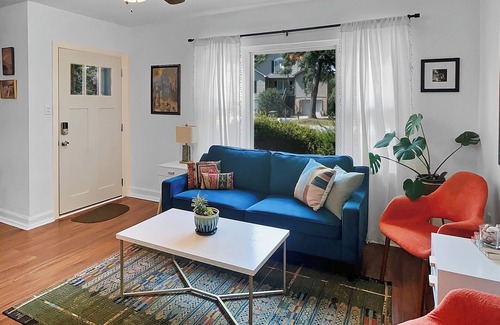 Charleston House | Charming family-friendly casita 5 min to downtown, 15 min to beach