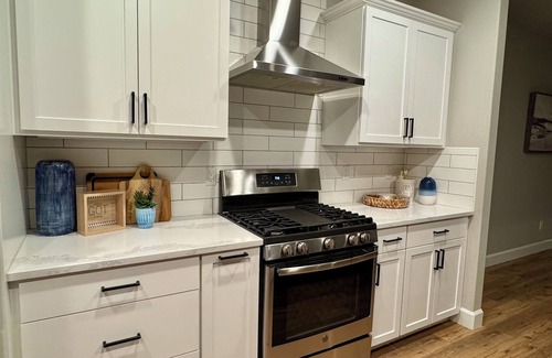 Tri-Cities House | Charming Family-friendly 4-bedroom home with AC, WiFi in delightful Kennewick.