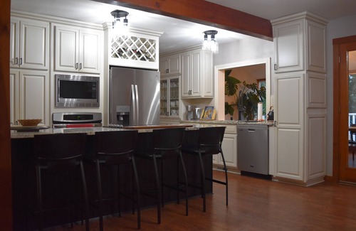 Oak Harbor House | Charming family getaway near Deception Pass in the shadow of giant Douglas firs