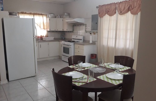 Arima House | Charming family home in a serene gated community of The Crossings