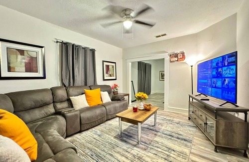 Oak Cliff House | Charming Family Home Near Downtown & Zoo | 4BR 2BT
