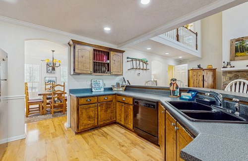Cedar Cliff House | Charming family home with screened porch, game room and lake access nearby