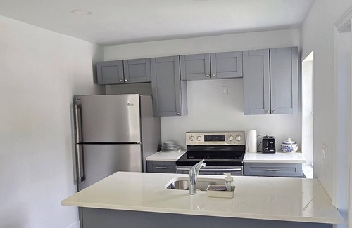 Northeast Tampa Apartment | Charming Family Retreat – Minutes from Parks & Attractions