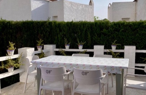 Miami Platja House | Charming Family Townhouse with Private Patio in Miami Playa