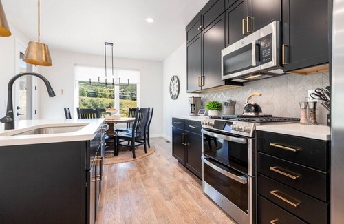Deer Mountain House | Charming Family Townhome Near Park City and Concierge!