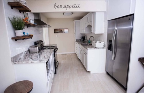 Chic's Beach House | Charming family-friendly beach home