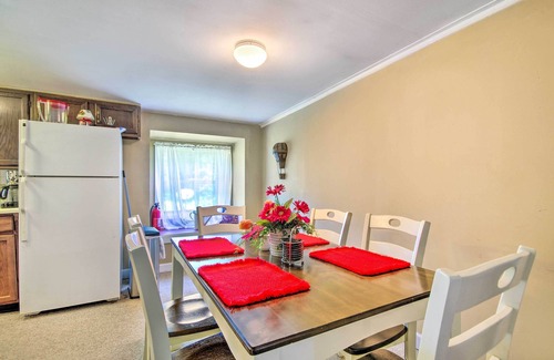 Hallsville Cottage | Charming Farm Cottage w/Fire Pit + Grill!
