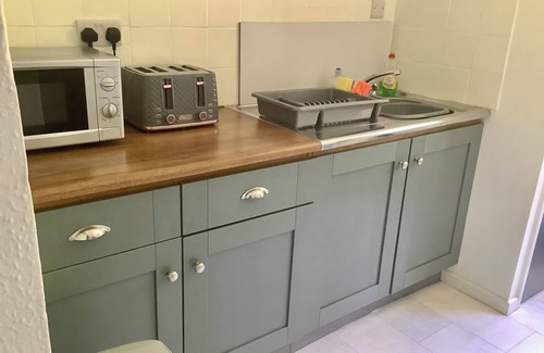 Wareham Apartment | Charming Farm Stay in Dorset. Cozy Self Catering Apartment with scenic views.