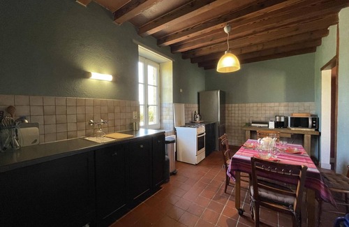 Chappes Cottage | Charming Farmhouse: Private Pool, Fireplace, Garden - Pet-Friendly