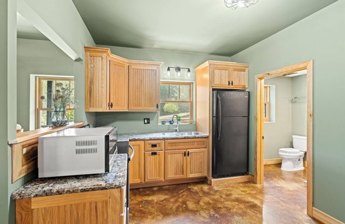 Montoursville Other | Charming Farmhouse in Montoursville with Hot Tub + Wi-Fi