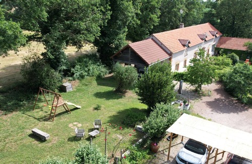 Gouise Cottage | Charming Farmhouse Retreat: Cozy Interiors, Private Garden, Fireplace, WiFi