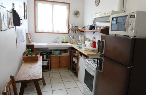 Berigny Cottage | Charming Farmhouse: Spacious Rooms, Petanque, BBQ, Near Forest, Fishing, Optional Heating/Sheets
