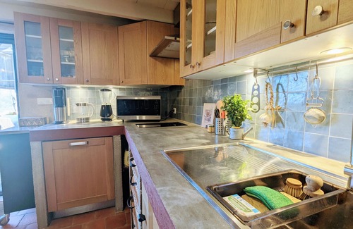 Thenay Cottage | Charming farmhouse with enclosed garden and family activities