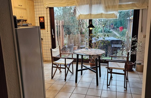 Rhein-Erft-Kreis District House | *Charming feel-good oasis with sun terrace! Pet friendly*.