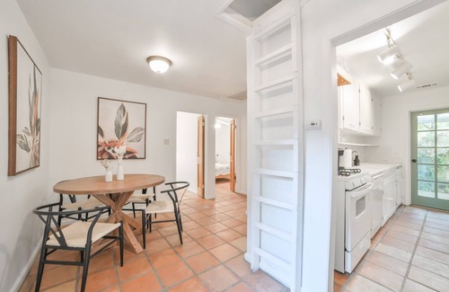 Raisin House | Charming Fig Garden Village Spanish style home!