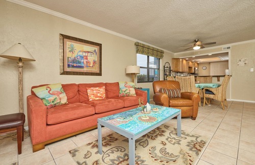 South Patrick Shores Condo | Charming first floor 2 bedroom condo just steps from the quiet beach.n