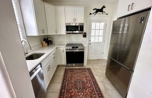 Claxton Community House | Charming Five Points Bungalow Near Downtown Asheville