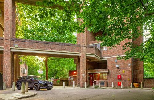 Westbourne Apartment | Charming Flat in Notting Hill