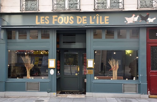 4th Arrondissement Apartment | Charming flat in the heart of Paris on the Seine